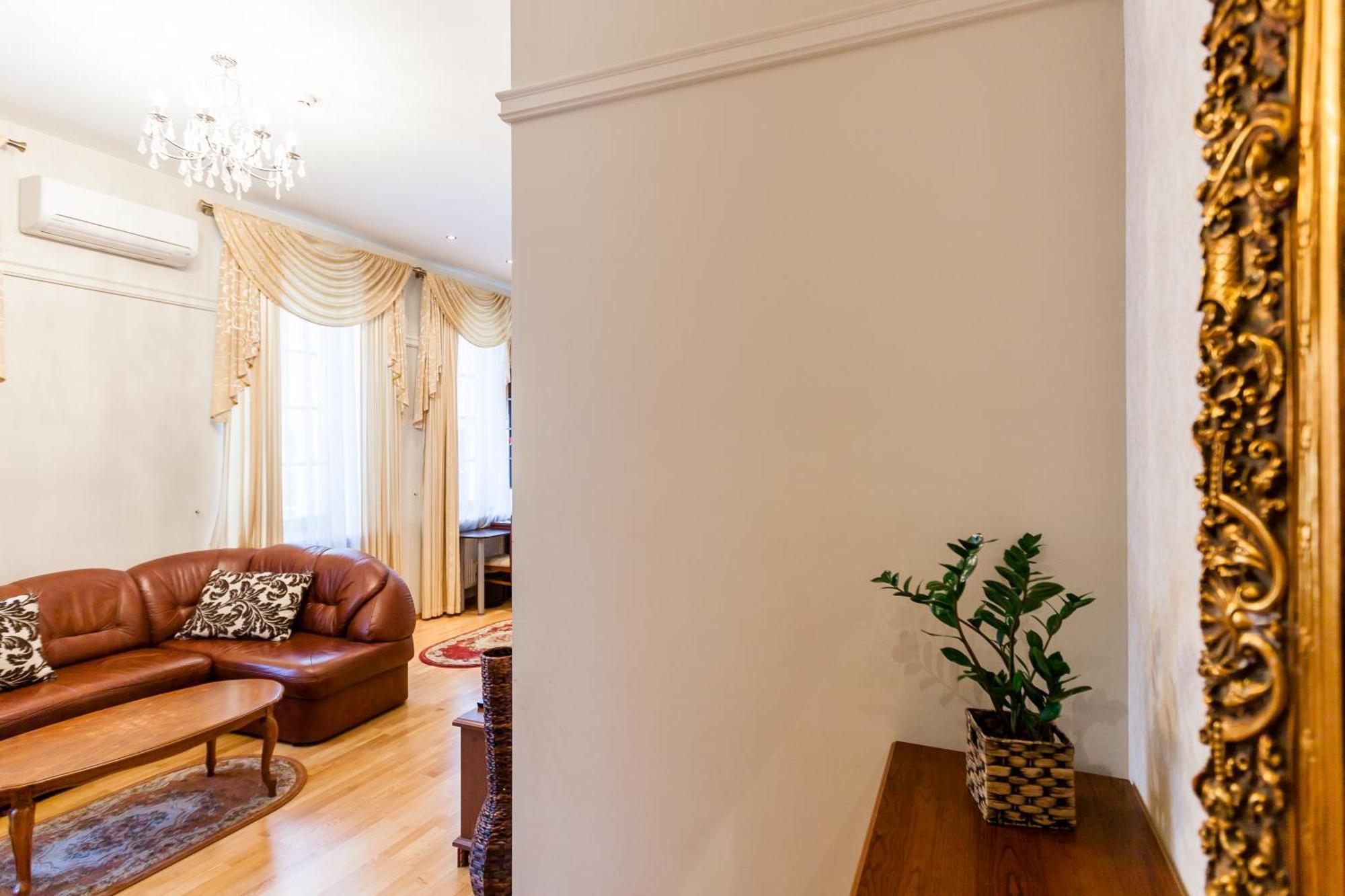 Central Apartments 2 X Free Parking X Self Check-In 24H By H&H VNO Exterior foto